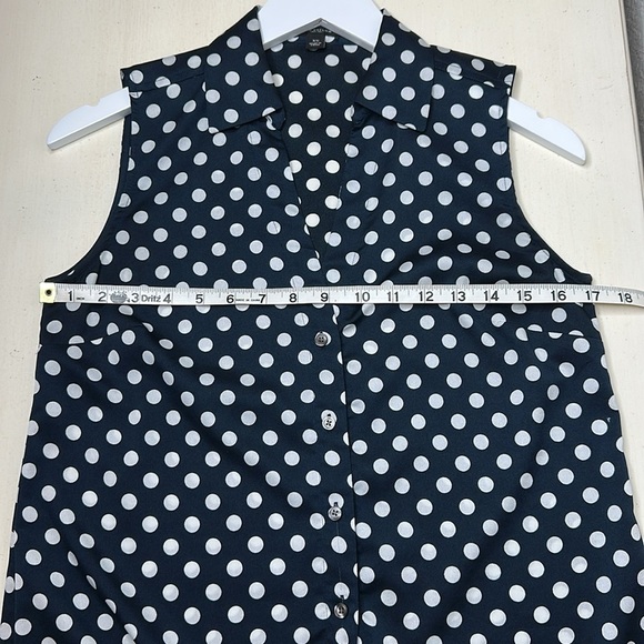 Ann Taylor V Neck Navy Blue with White Polka Dot Tie Front Blouse Size XS - Picture 11 of 14